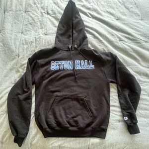 Seton Hall Black Hooded Champion Sweatshirt Size Medium Pirates